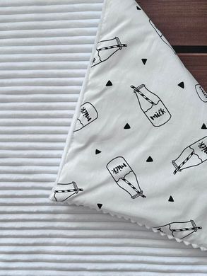 Теплый конверт-плед со съемным синтепоном и бантом BabyStarTex, белый плюш/бутылочки Milk, Унисекс, 90х80