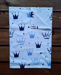 Пеленка непромокаемая из польского хлопка Babystartex, белая/короны голубые и синие, Мальчик, 50х70 см