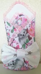 Конверт-одеяло на выписку летний, коалы и розовые цветы